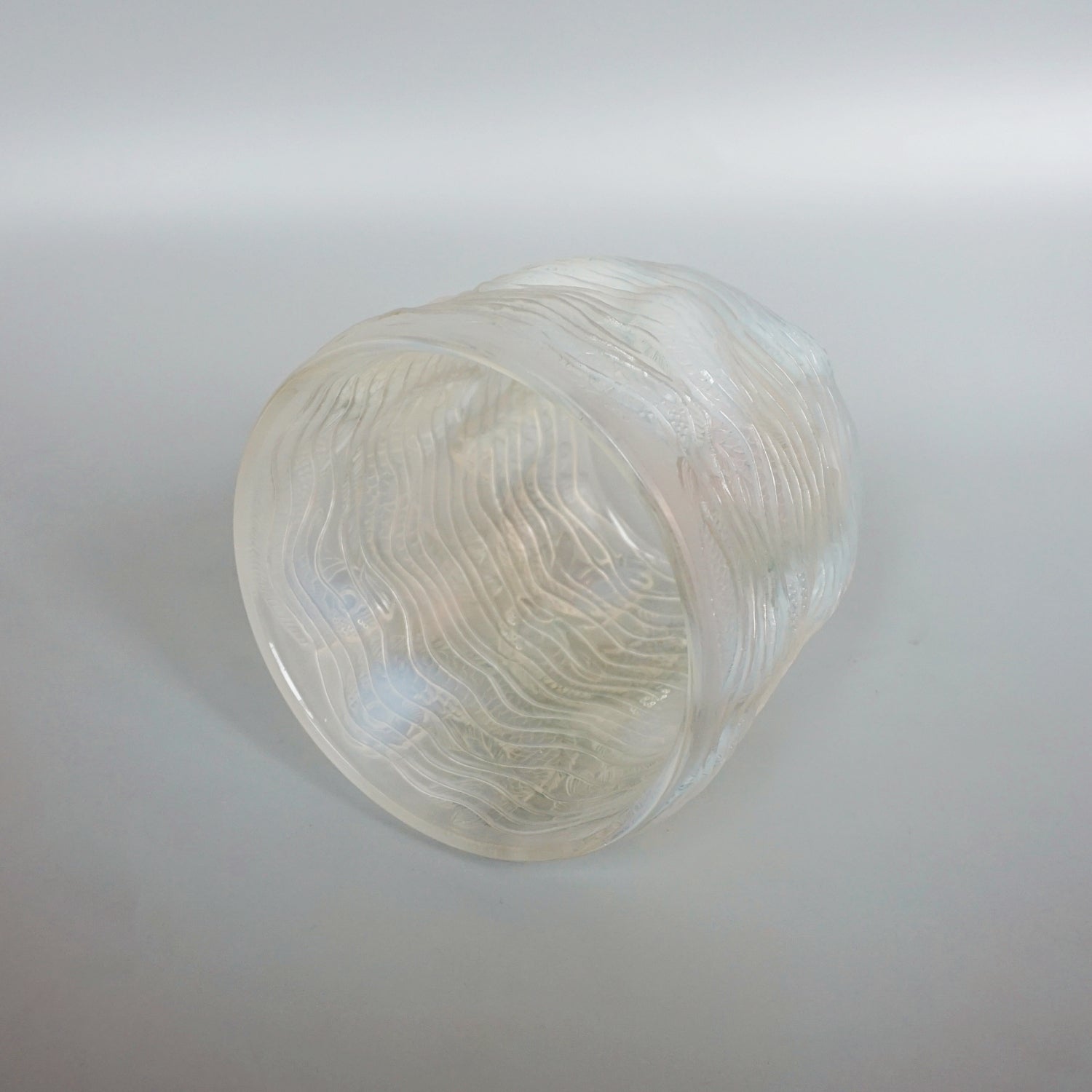 Dauphins - Art Deco Glass Vase - René Lalique Glass - Jeroen Markies Art Deco