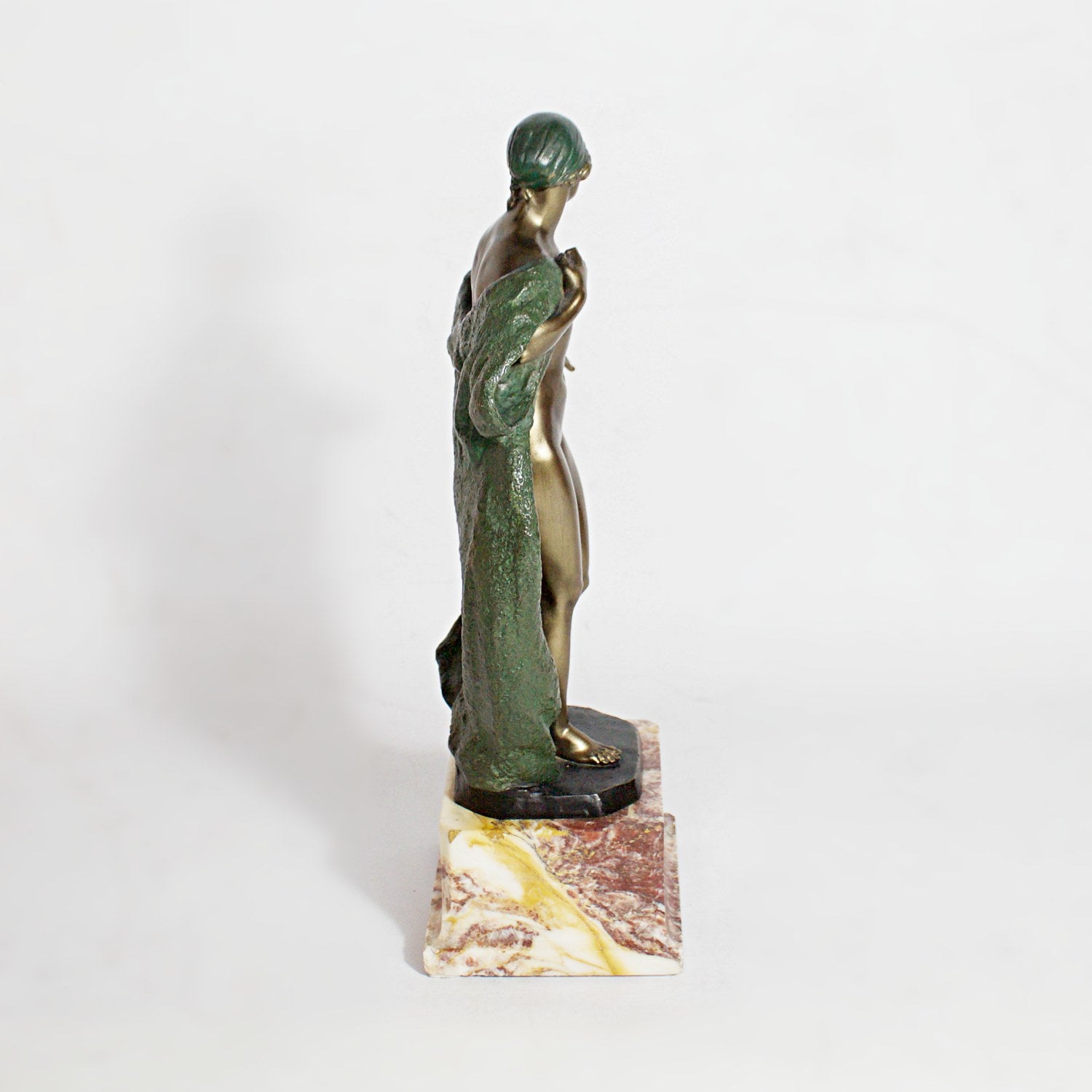 Art Deco Bronze Sculpture of a Nude Female by Joé Descomps Jeroen Markies Art Deco