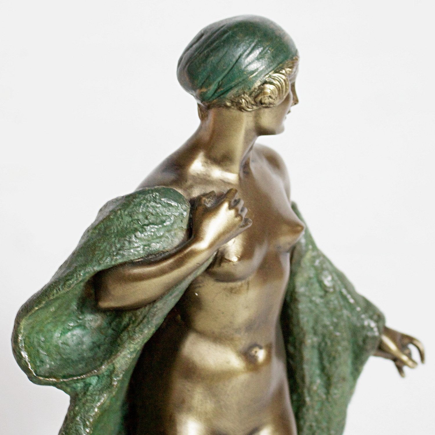 Art Deco Bronze Sculpture of a Nude Female by Joé Descomps Jeroen Markies Art Deco