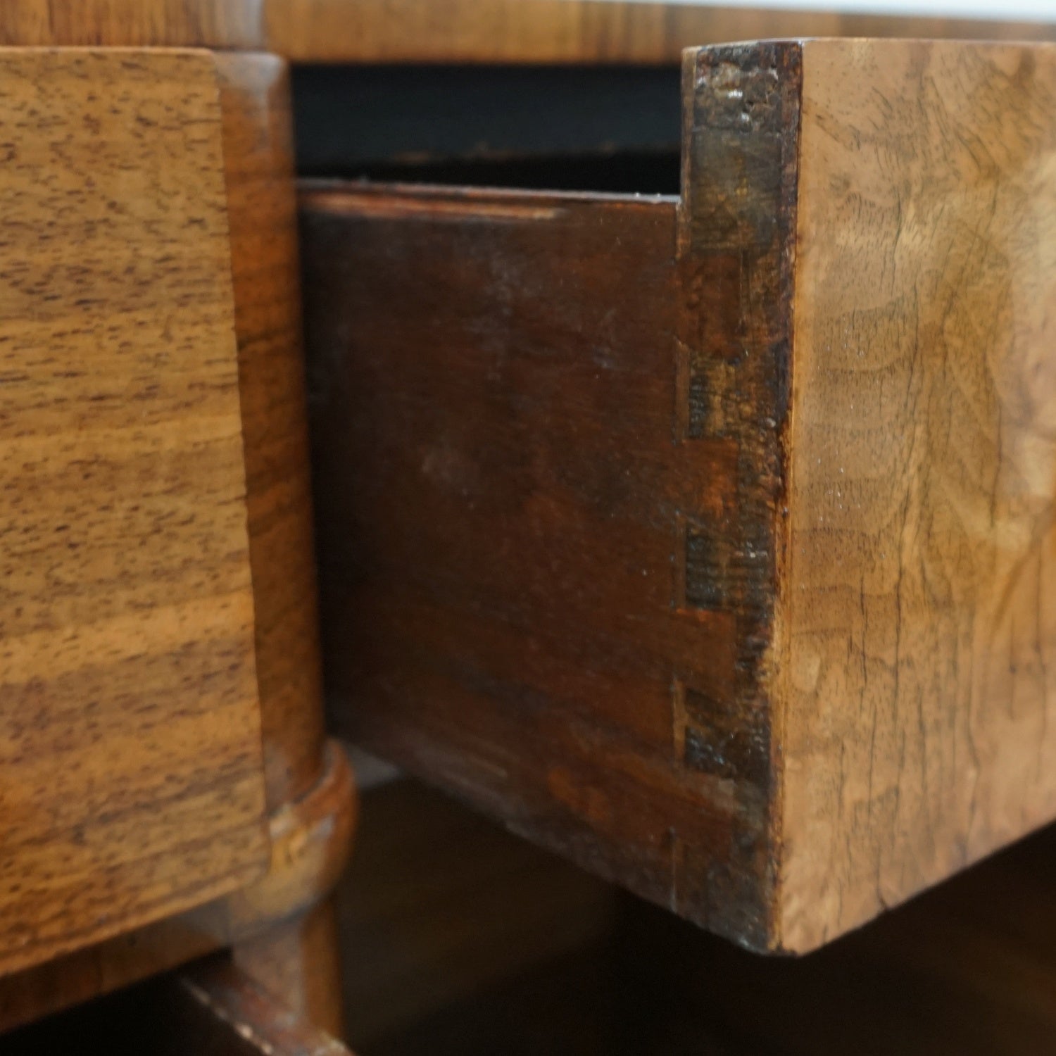 Vintage Art Deco Walnut Desk - Original Art Deco Furniture - Jeroen Markies Art Deco