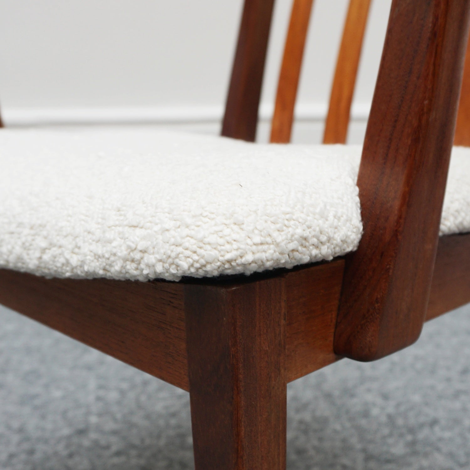 1960's Danish Desk Chair Rosewood and Boucle Vintage Danish Mid-Century Furniture - Jeroen Markies Art Deco 