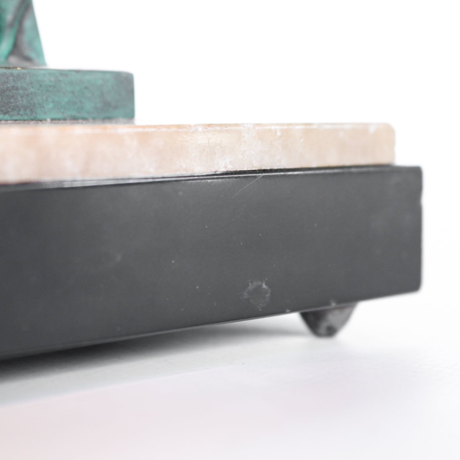 Diana The Huntress – Domaro - Art Deco Sculptures - Jeroen Markies Art Deco