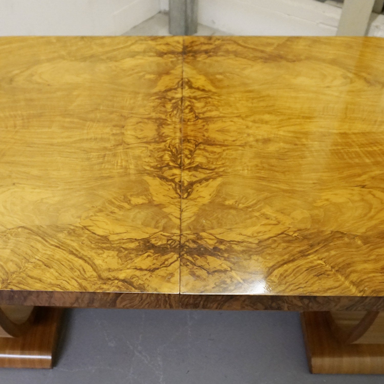 Art Deco 8 Seat Dining Suite
