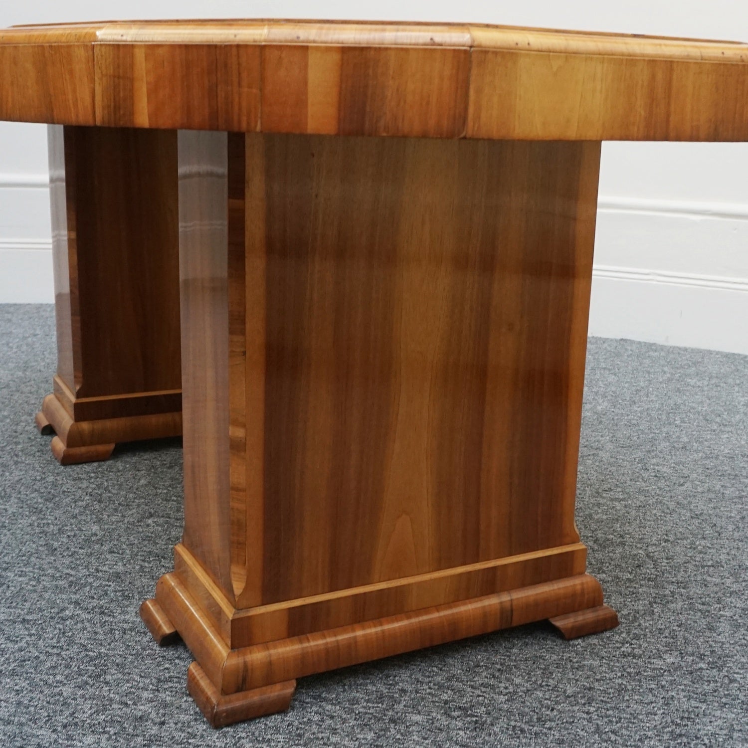 Vintage Art Deco Dining Room Table Burr Walnut - Jeroen Markies Art Deco