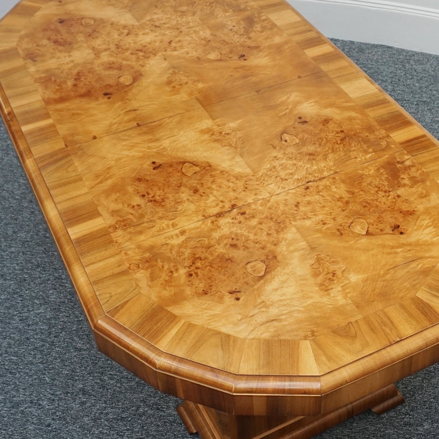 Vintage Art Deco Dining Room Table Burr Walnut - Jeroen Markies Art Deco