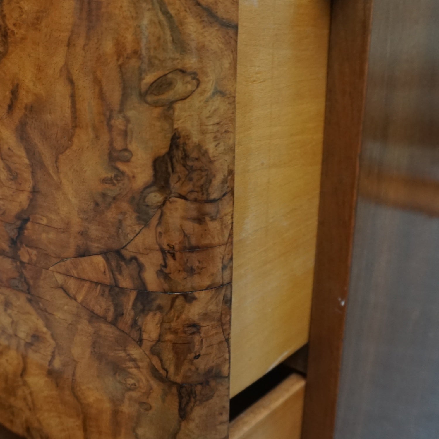 Vintage Art Deco Walnut Dressing Table Circa 1935 - Jeroen Markies Art Deco