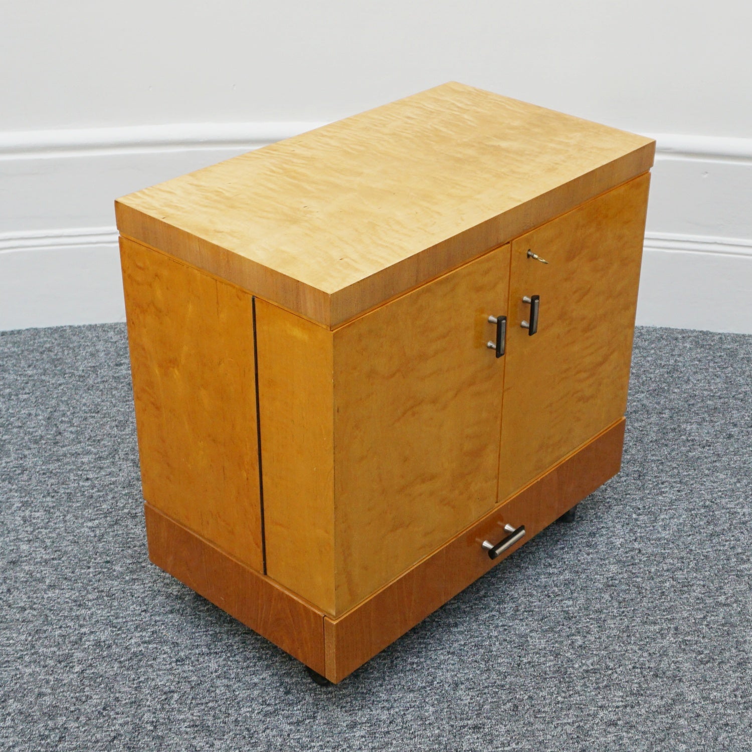 Vintage French Art Deco Drinks Cabinet Circa 1930 - Jeroen Markies Art Deco