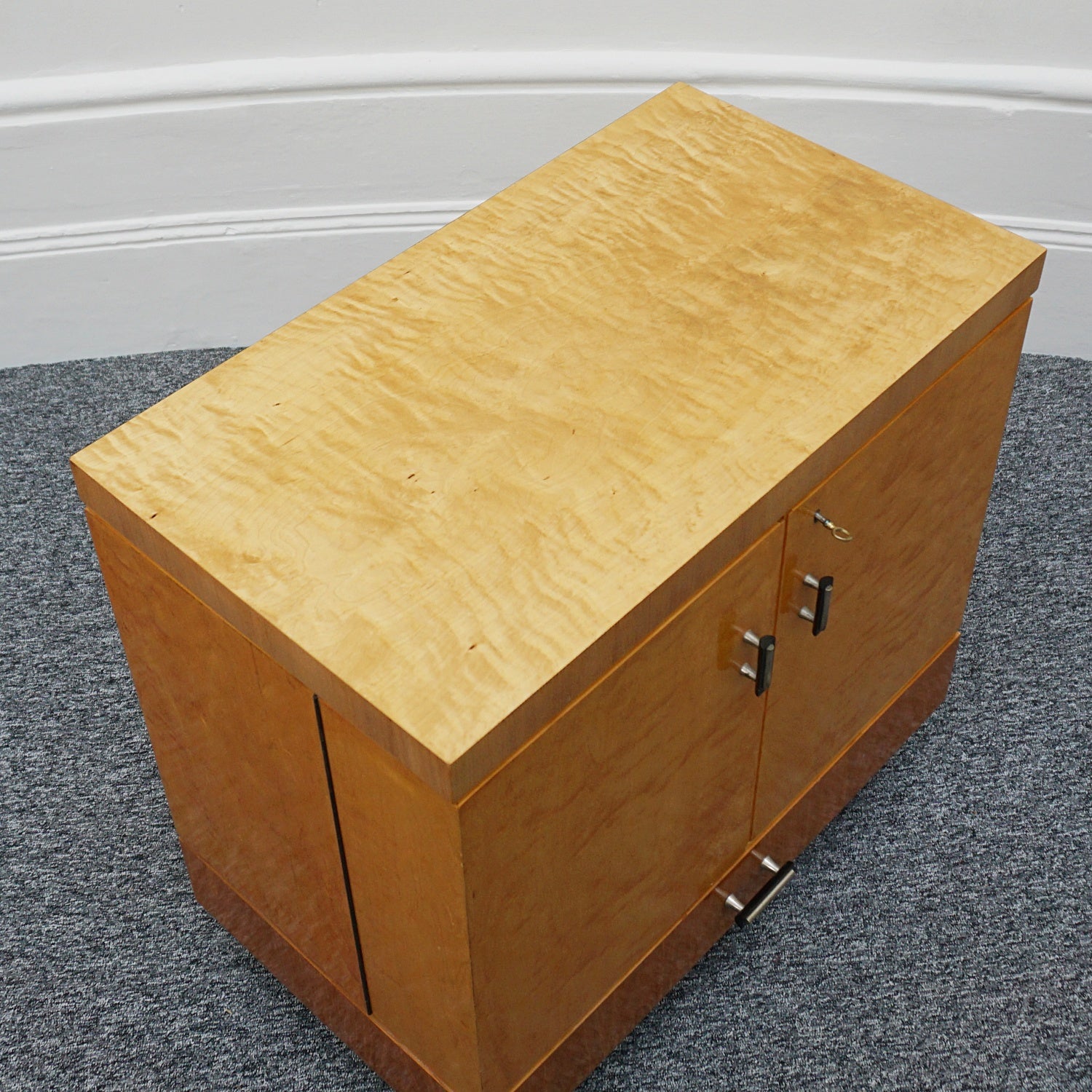 Vintage French Art Deco Drinks Cabinet Circa 1930 - Jeroen Markies Art Deco