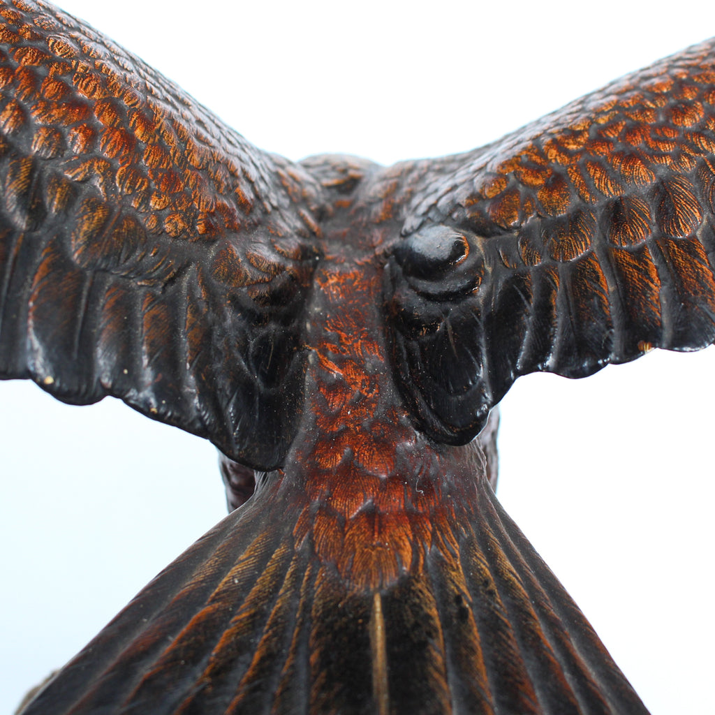 A bronze study of an eagle about to take flight with its wings outspread on the edge of a naturalistic rocky outcrop with excellent colour and fine hand finished detail. Signed with the Bergman ‘B’ to underside of tail at Jeroen Markies.