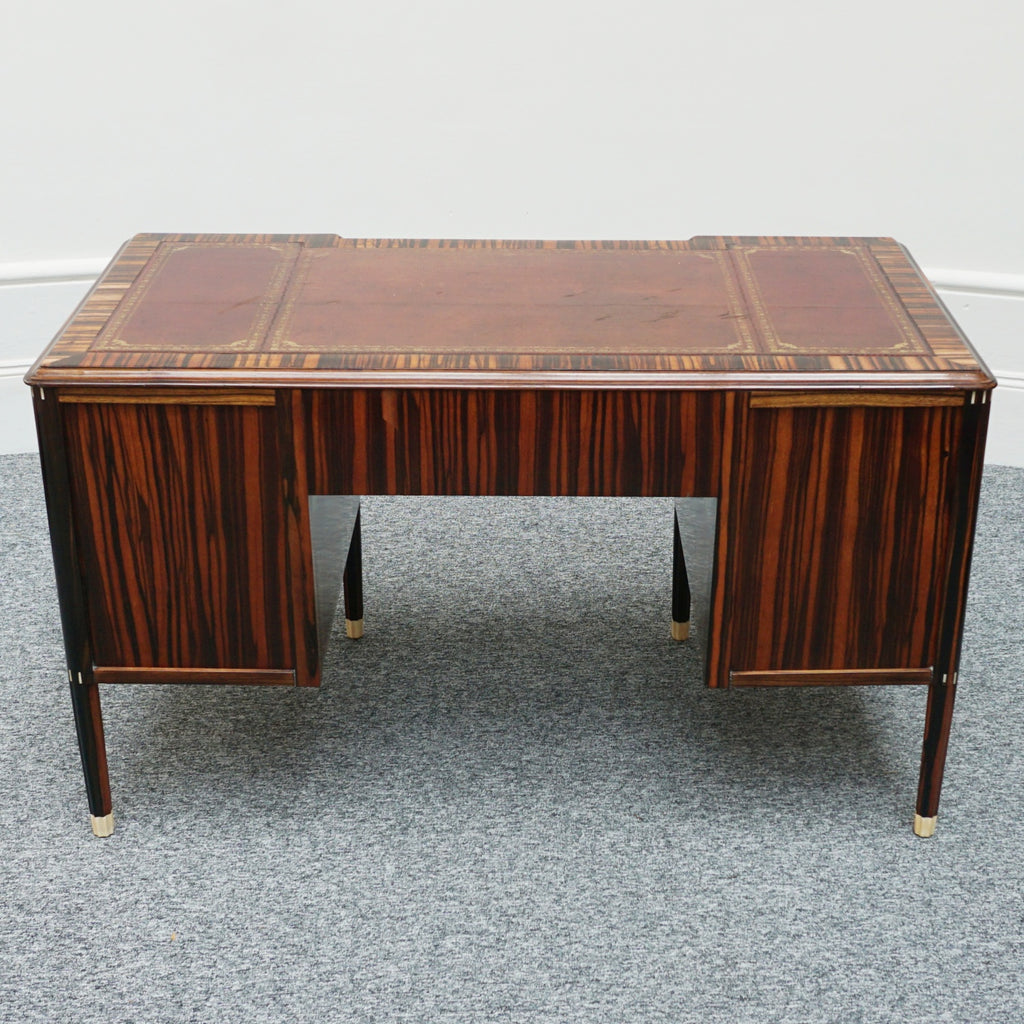 An Art Deco Desk in the manner of Emile Jacques Ruhlmann - Jeroen Markies Art Deco