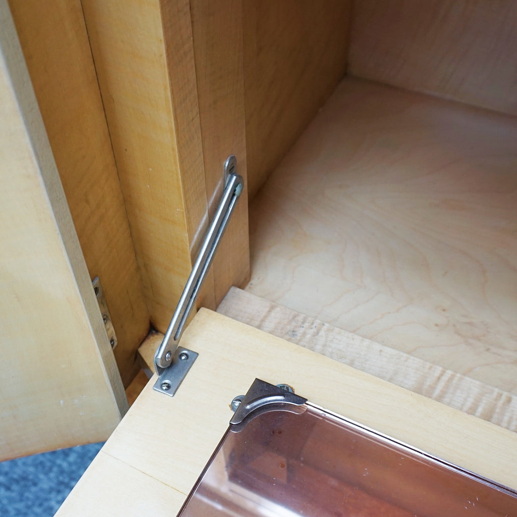 Vintage Art Deco Walnut Cocktail Bar Cabinet Drinks - Jeroen Markies Art Deco