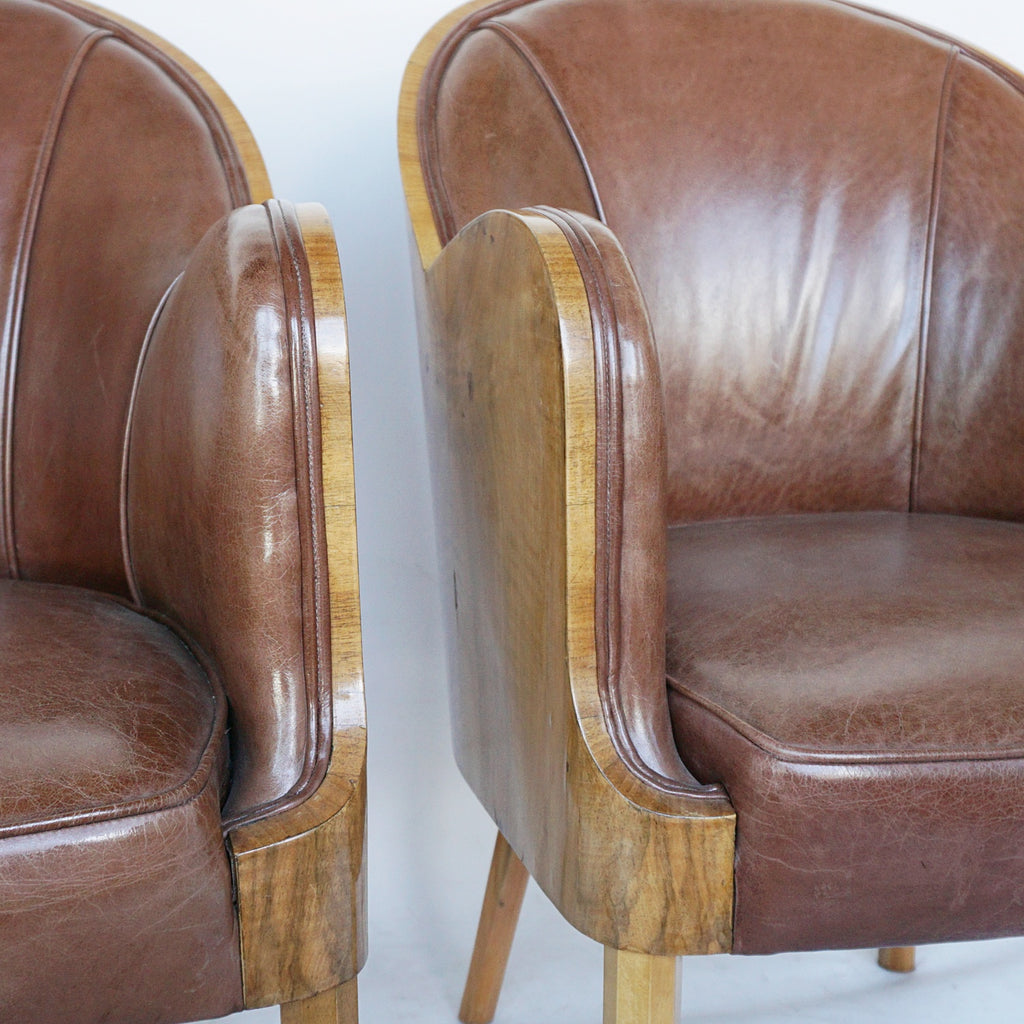 An Original Vintage Art Deco Pair of Armchairs by Harry & Lou Epstein - Jeroen Markies Art Deco 