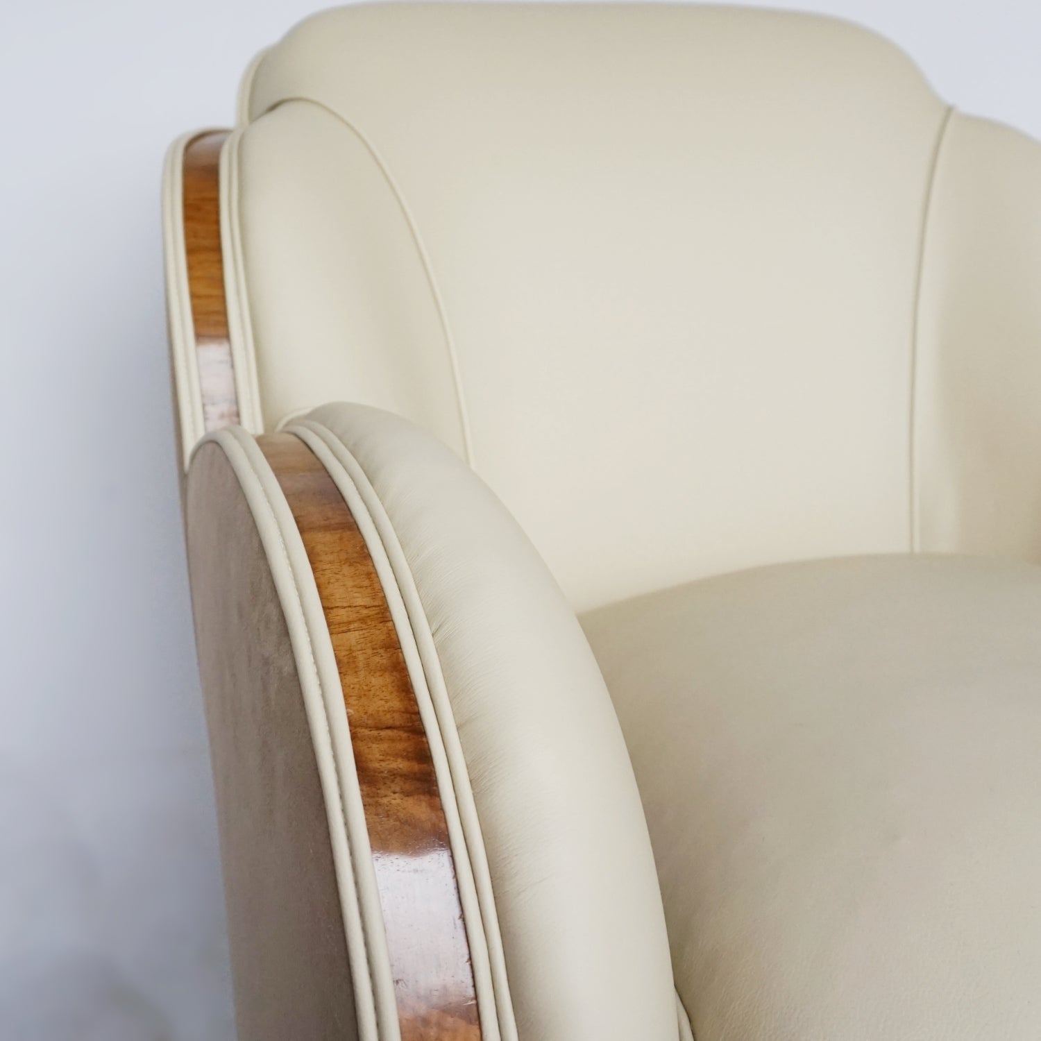 Art Deco Cloud Chairs by Harry & Lou Epstein - Art Deco Chairs - Jeroen Markies Art Deco