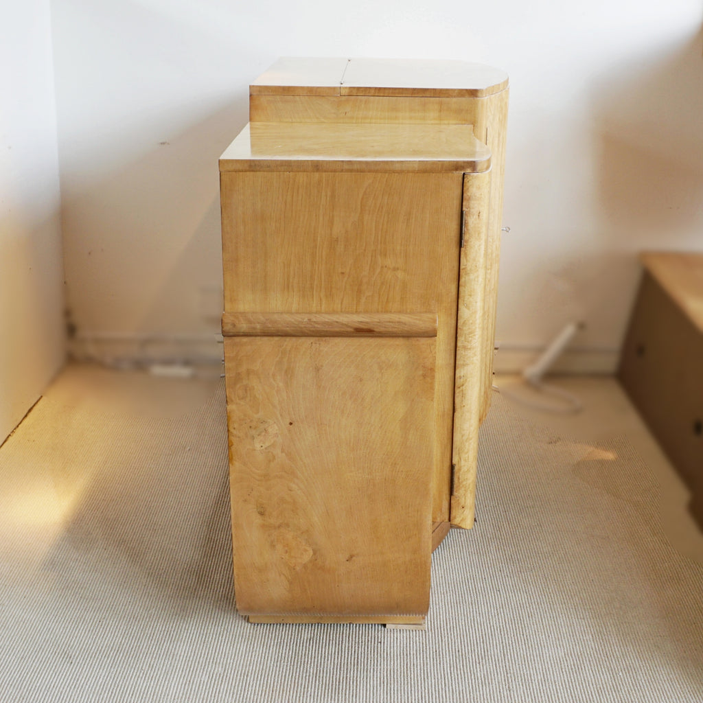 An Art Deco Cocktail Sideboard by Harry & Lou Epstein English, Circa 1935 Jeroen Markies Art Deco