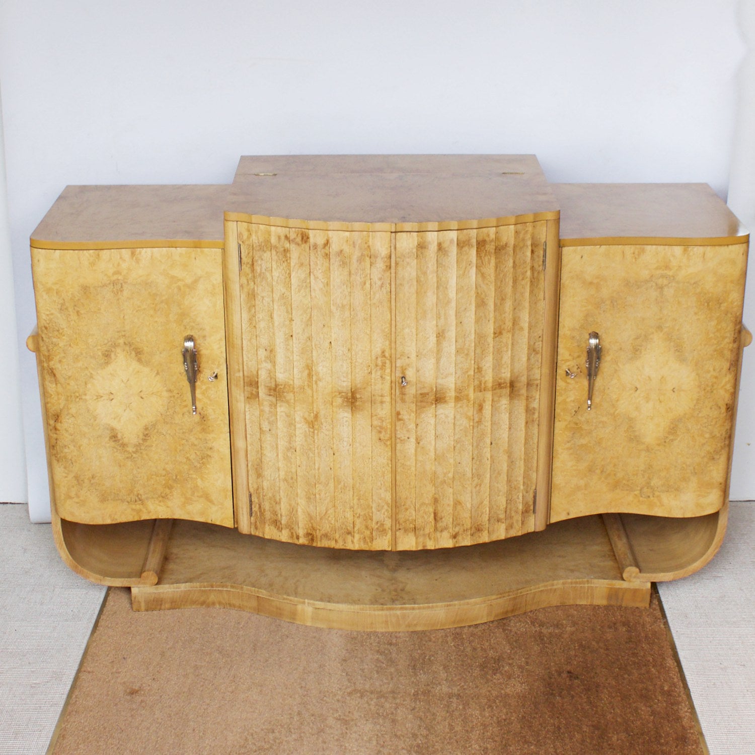 Cocktail Sideboard