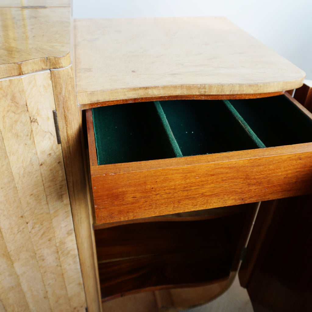 An Art Deco Cocktail Sideboard by Harry & Lou Epstein English, Circa 1935 Jeroen Markies Art Deco