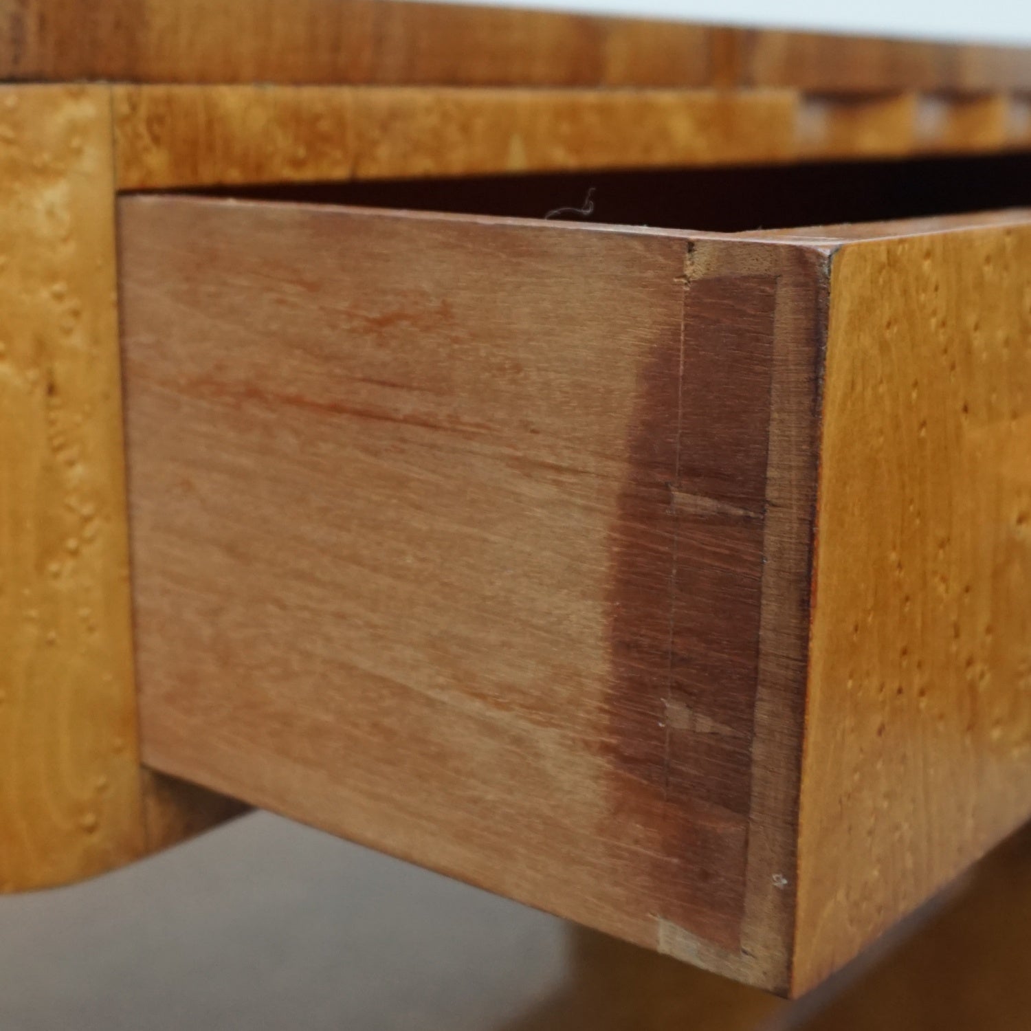 Art Deco Birdseye Maple Veneered Sideboard by Harry & Lou Epstein - Jeroen Markies Art Deco