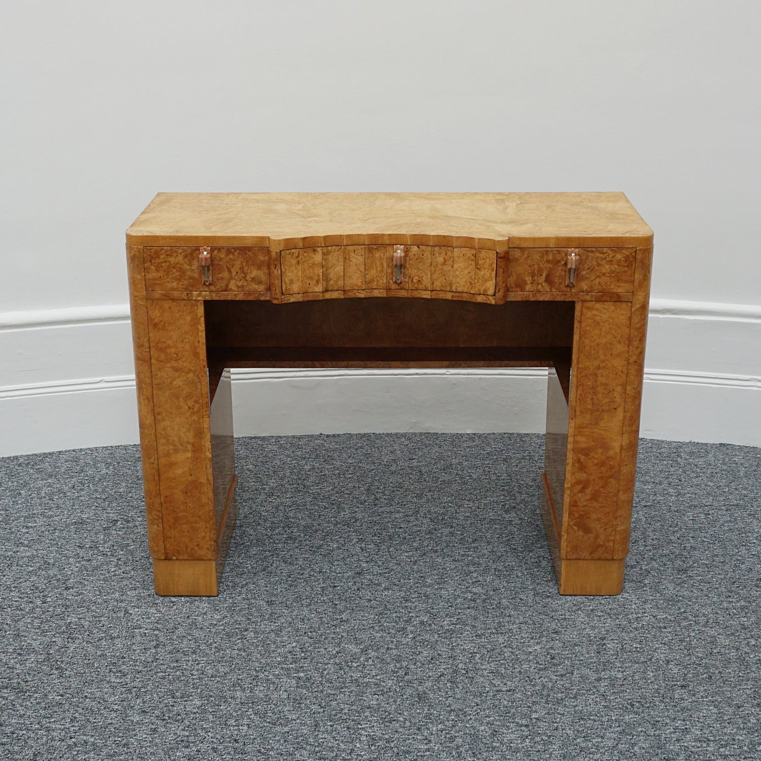 Art Deco Console Table by Harry & Lou Epstein English Circa 1935 - Jeroen Markies Art Deco