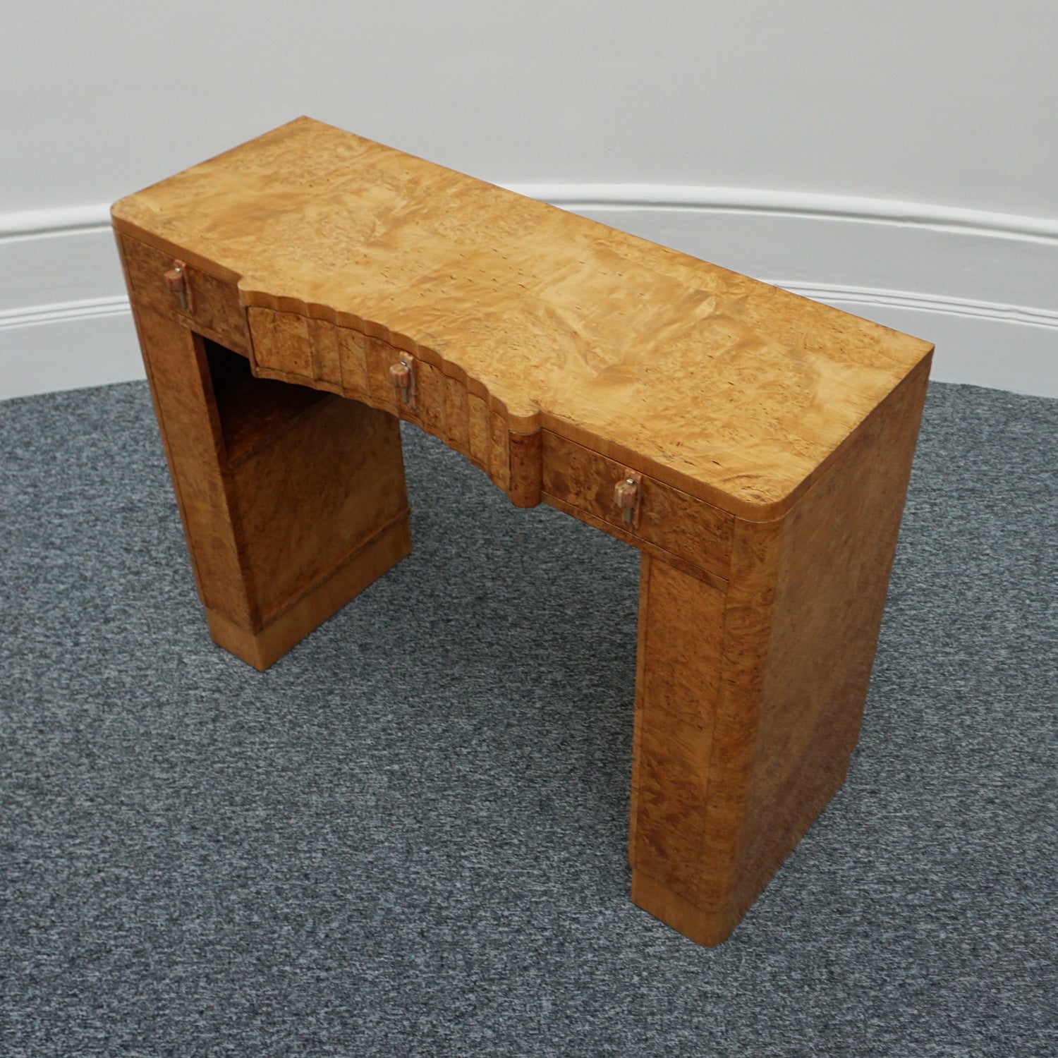 Art Deco Console Table by Harry & Lou Epstein English Circa 1935 - Jeroen Markies Art Deco