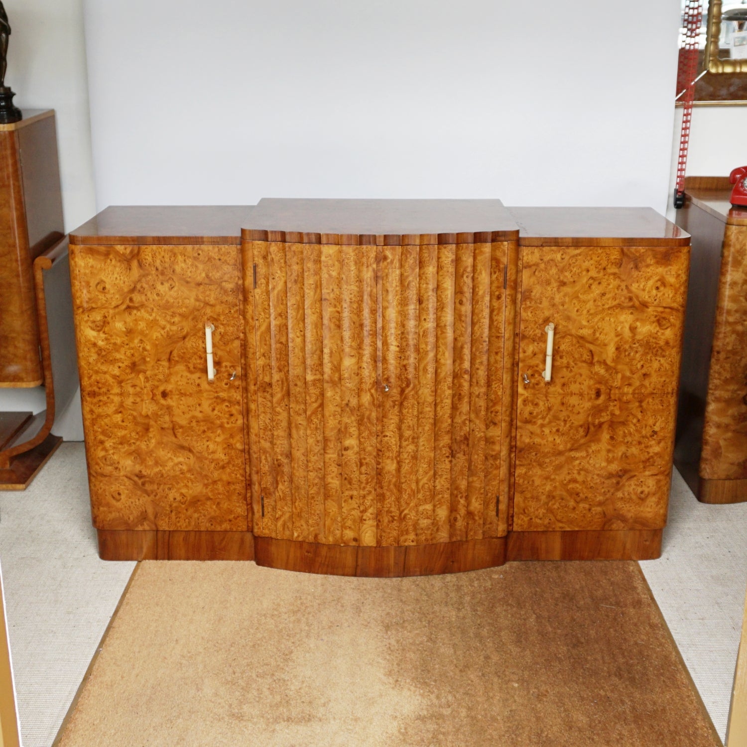 Art Deco Sideboard - Burr Walnut - Harry & Lou Epstein - Jeroen Markies Art Deco