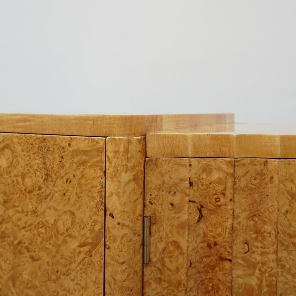 Art Deco Sideboard by Harry & Lou Epstein English Circa 1930 veneered in burr walnut with original bakelite handles. Vintage Art Deco - Jeroen Markies Art Deco