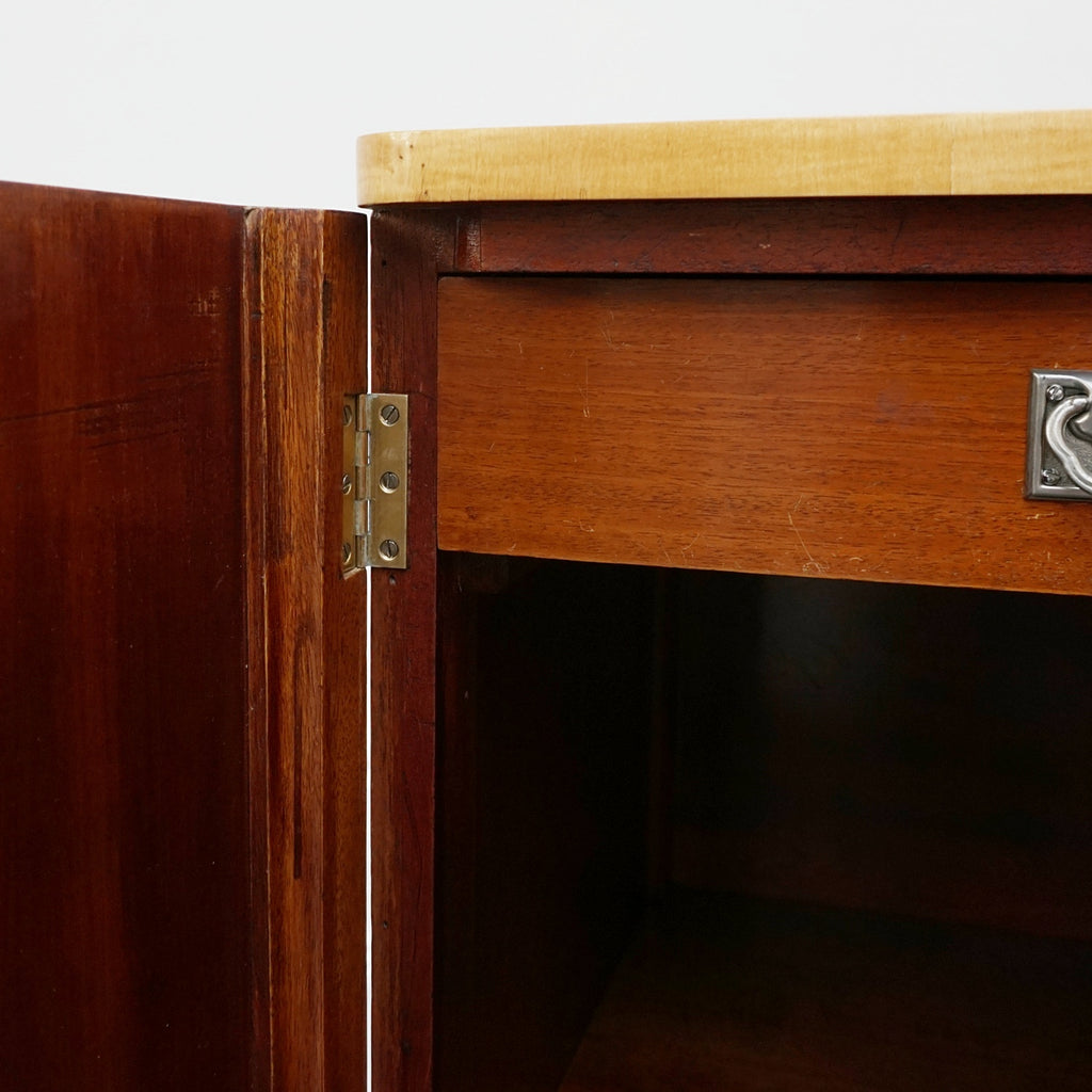 Art Deco Sideboard by Harry & Lou Epstein English Circa 1930 veneered in burr walnut with original bakelite handles. Vintage Art Deco - Jeroen Markies Art Deco