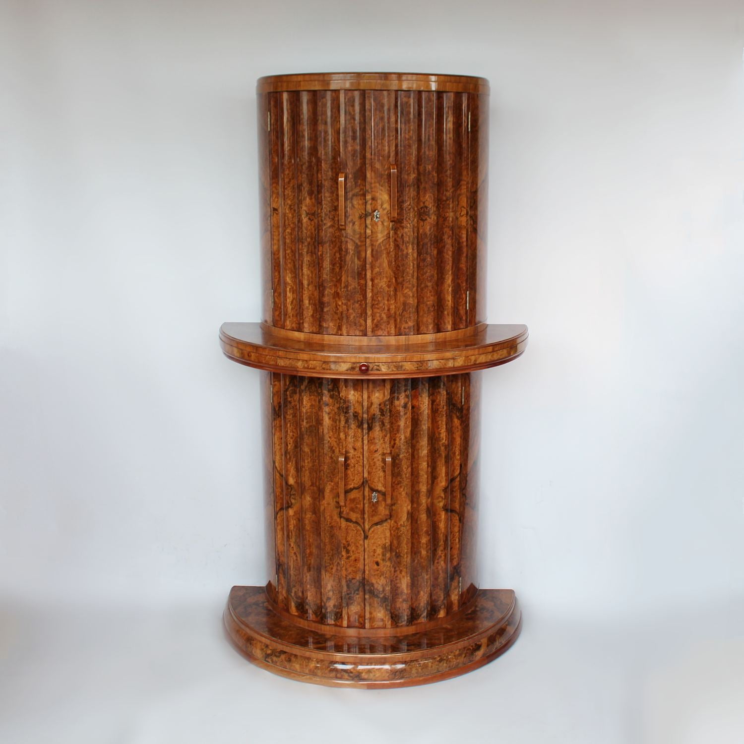 Epstein Art Deco petite demi-lune cocktail cabinet circa 1930 at Jeroen Markies