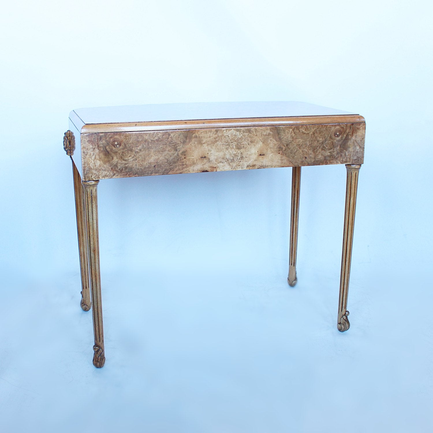 Epstein Art Deco nest of tables in burr walnut circa 1930 at Jeroen Markies