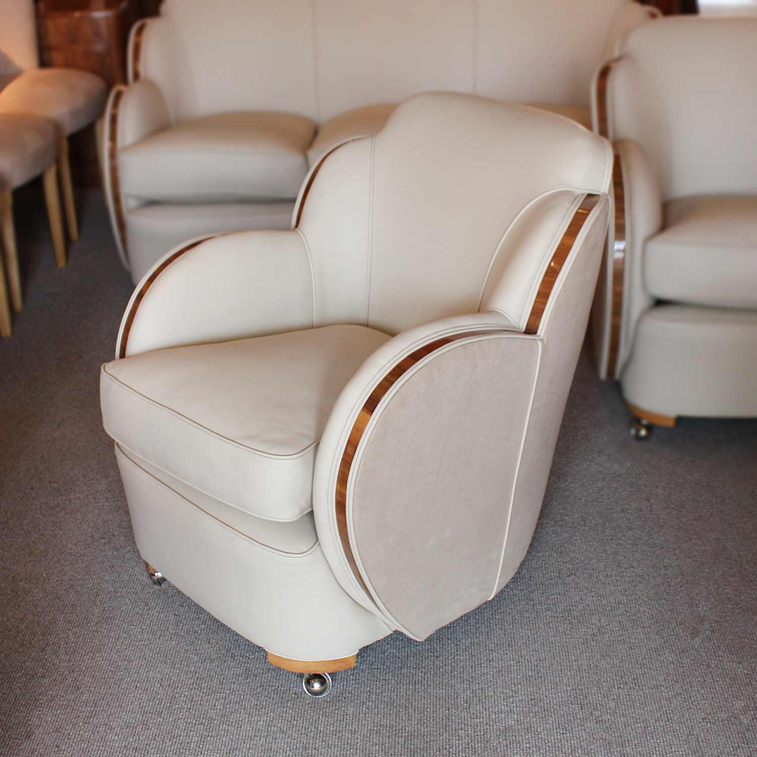 Epstein Art Deco three piece cloud suite sofa and two armchairs circa 1930 at Jeroen Markies