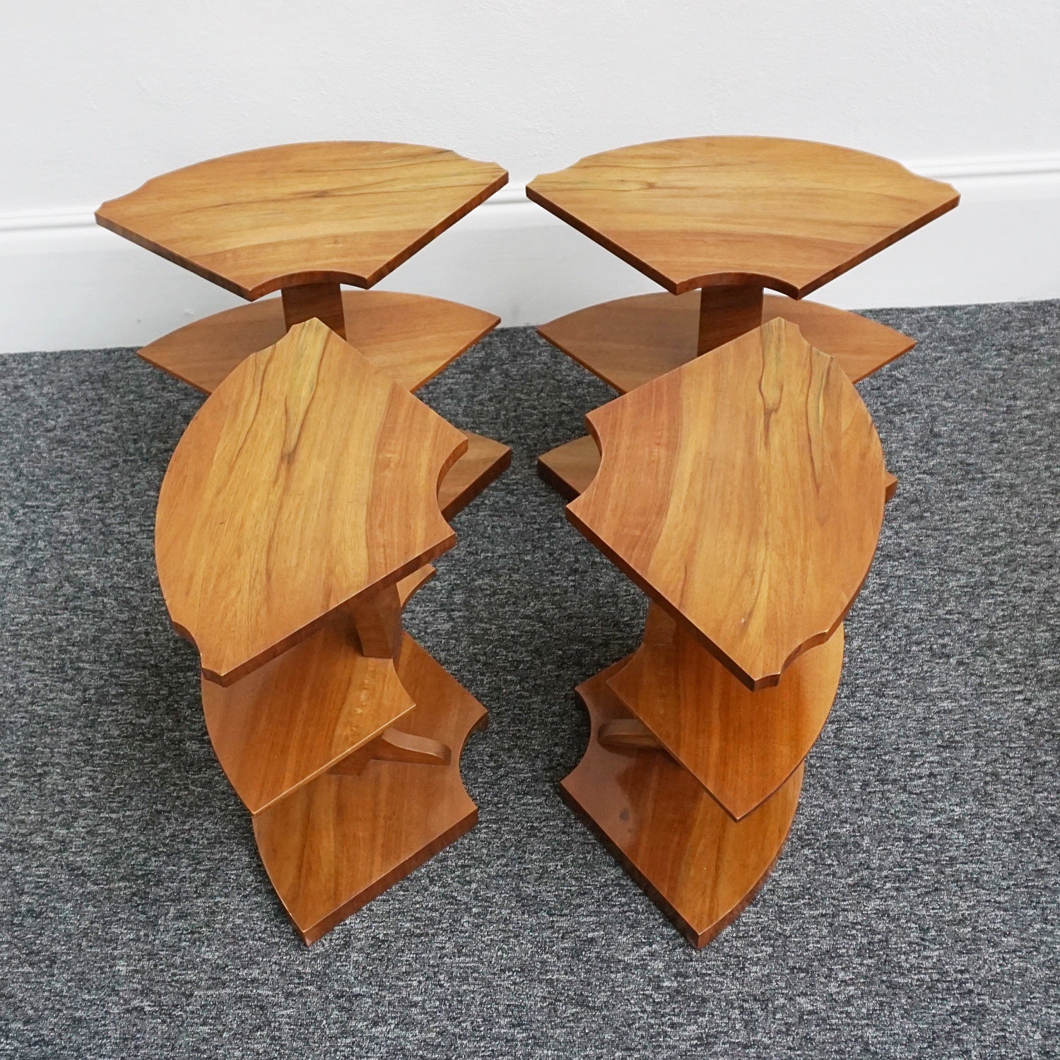 An Art Deco Nest of Tables Burr Walnut Vintage 1930's Furniture Harry & Lou Epstein - Jeroen Markies Art Deco