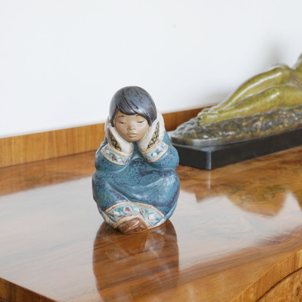 Pensive Eskimo Girl by Francisco Catalá for Lladró Pottery Figurine - Jeroen Markies Art Deco