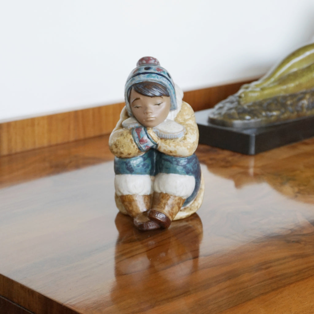 Pensive Eskimo Boy Pottery Figurine by Francisco Catalá for Lladró - Jeroen Markies Art Deco