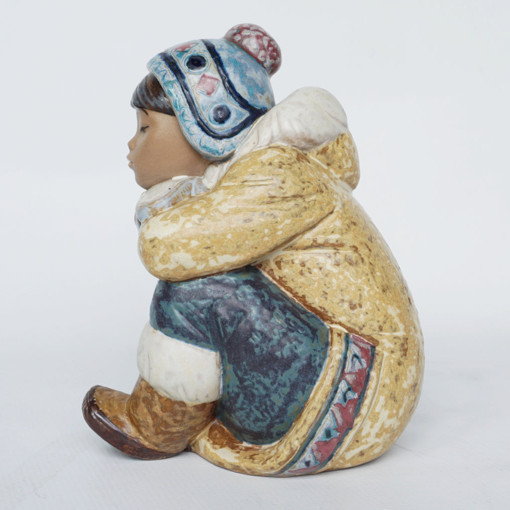 Pensive Eskimo Boy Pottery Figurine by Francisco Catalá for Lladró - Jeroen Markies Art Deco