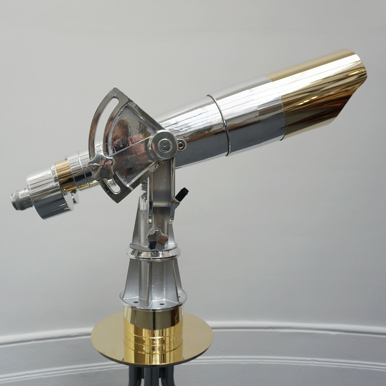 Fuji Meibo WW11 25x150 Naval/Marine Binoculars - Jeroen Markies Art Deco