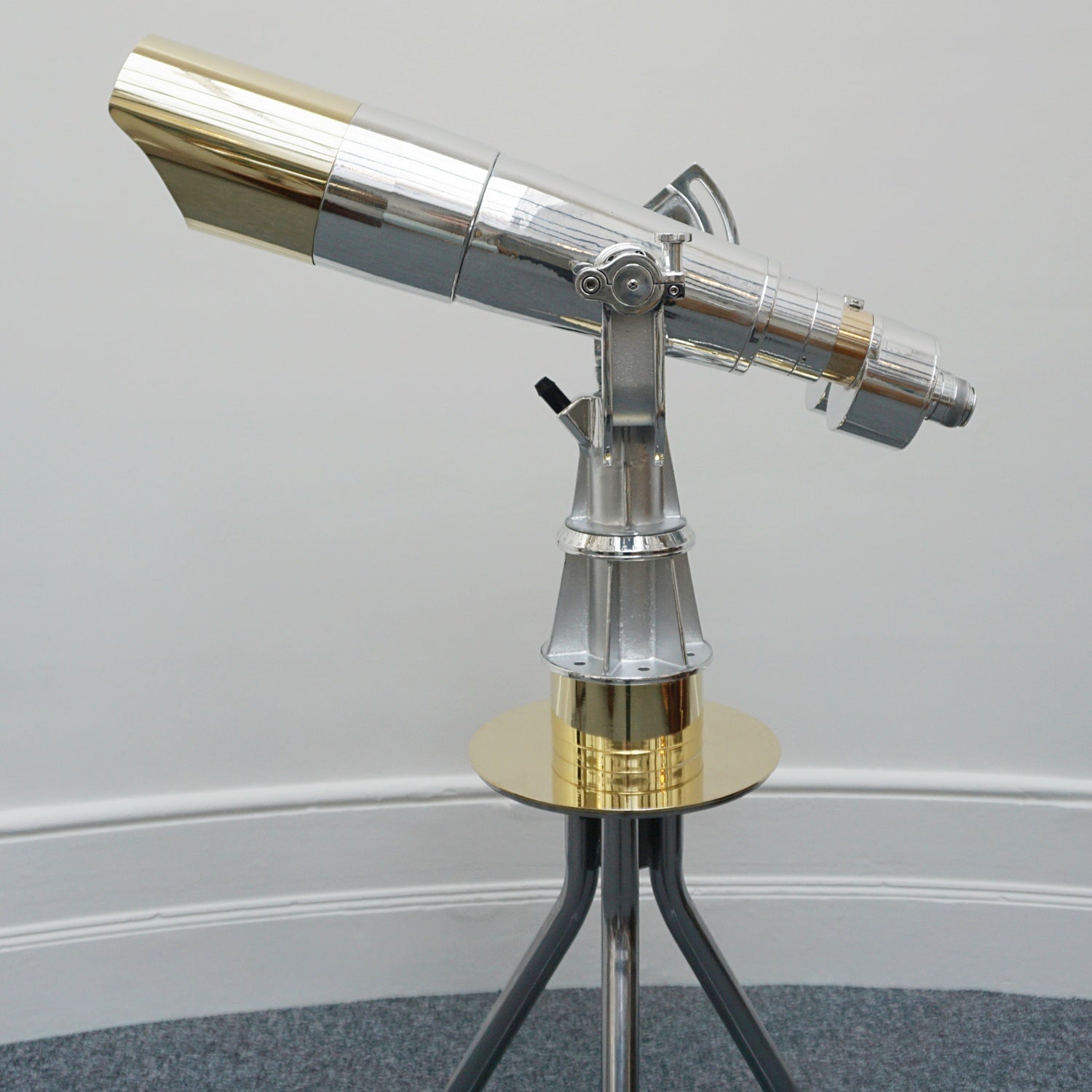Fuji Meibo WW11 25x150 Naval/Marine Binoculars - Jeroen Markies Art Deco