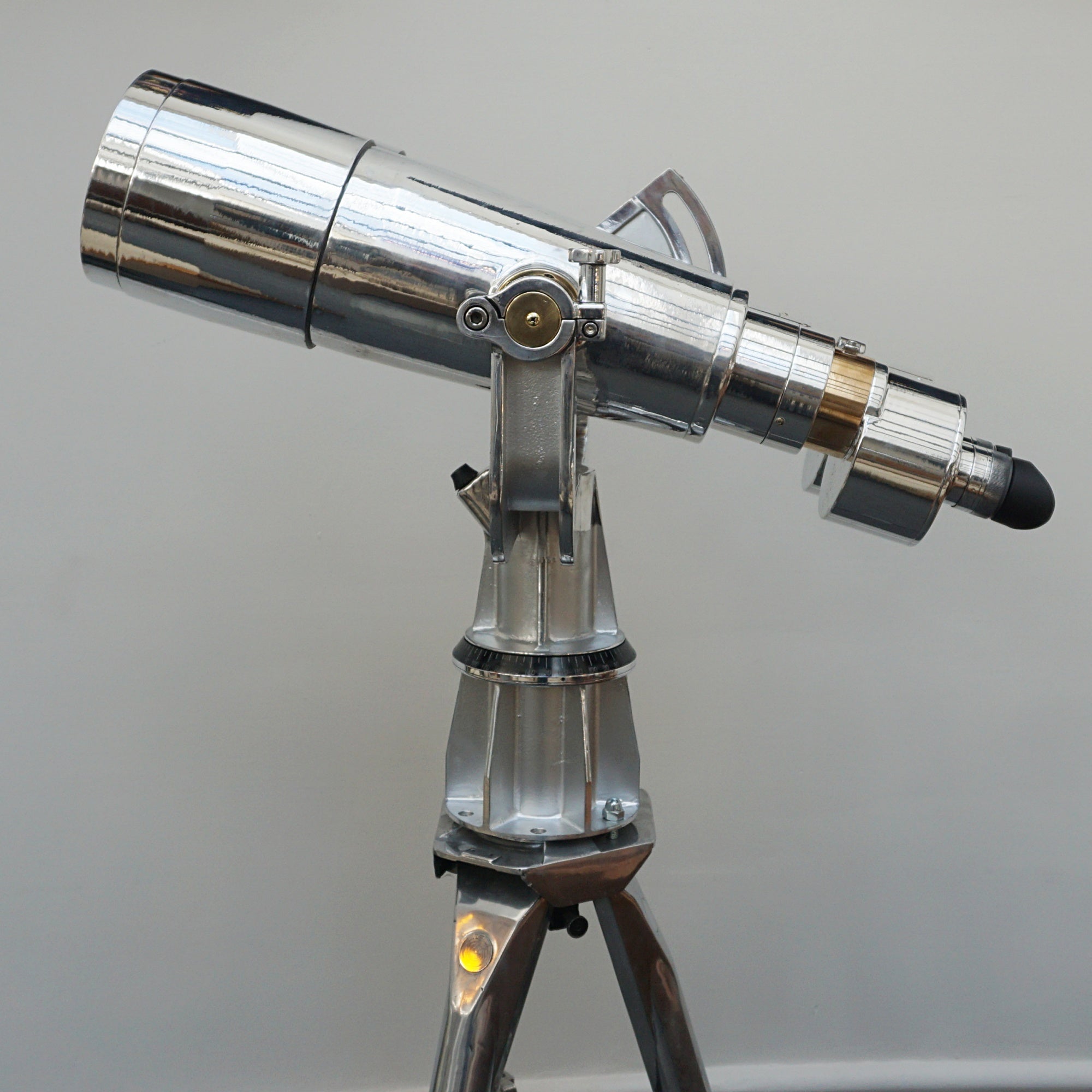 25x150 Fuji Meibo Naval/Marine Binoculars on Tripod Chromed Metal and Brass Full Working Order - Jeroen Markies Art Deco