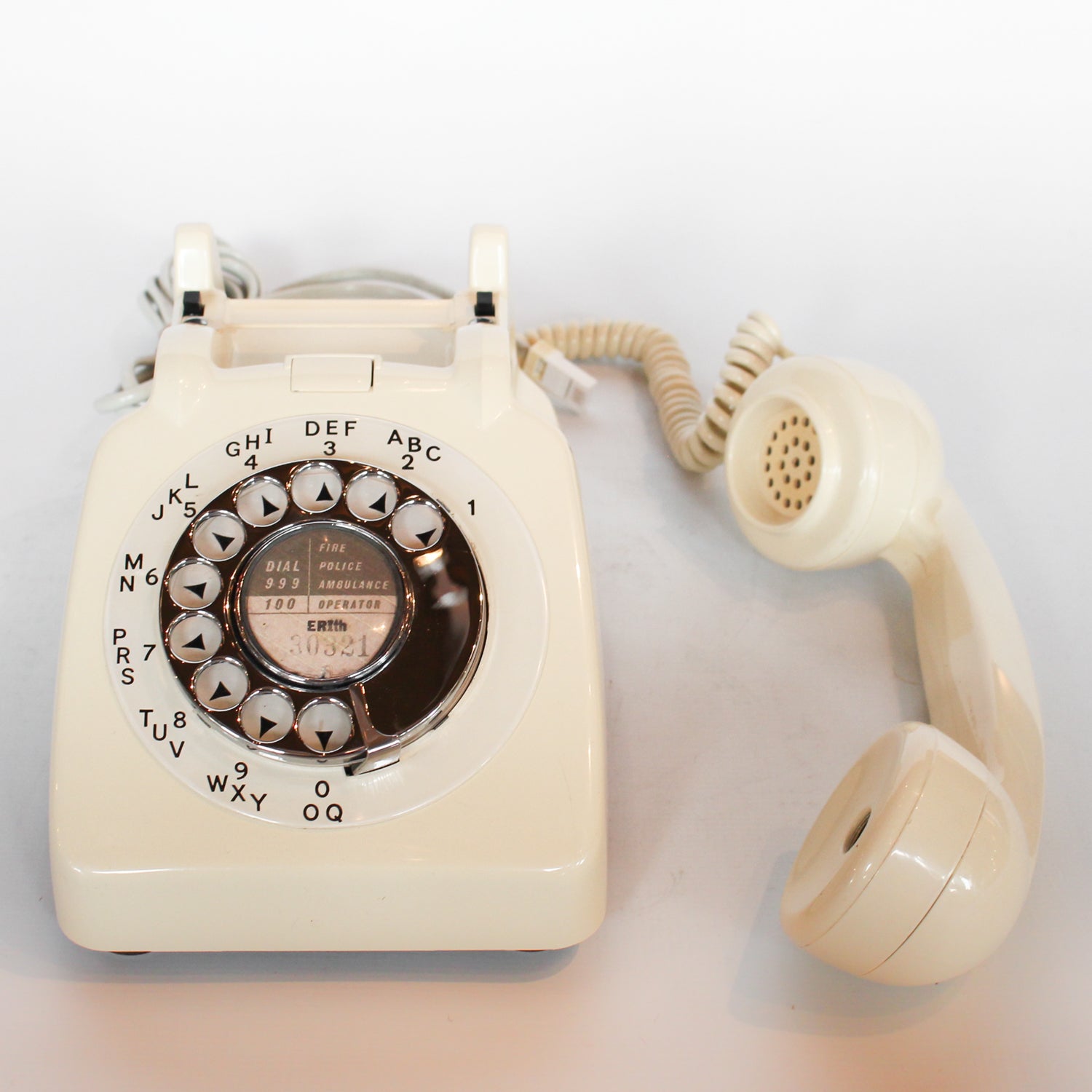 An original GPO model 706 telephone in cream at Jeroen Markies