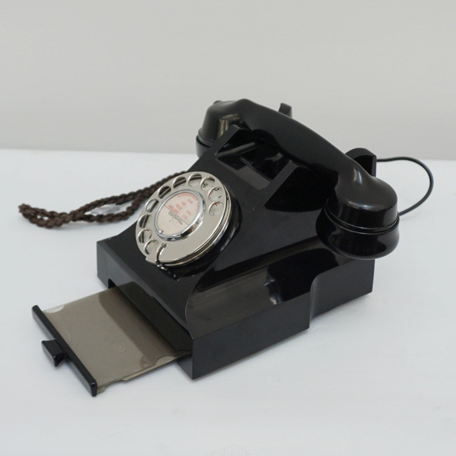 Original GPO Model 332L Black Bakelite Telephone - Jeroen Markies Art Deco