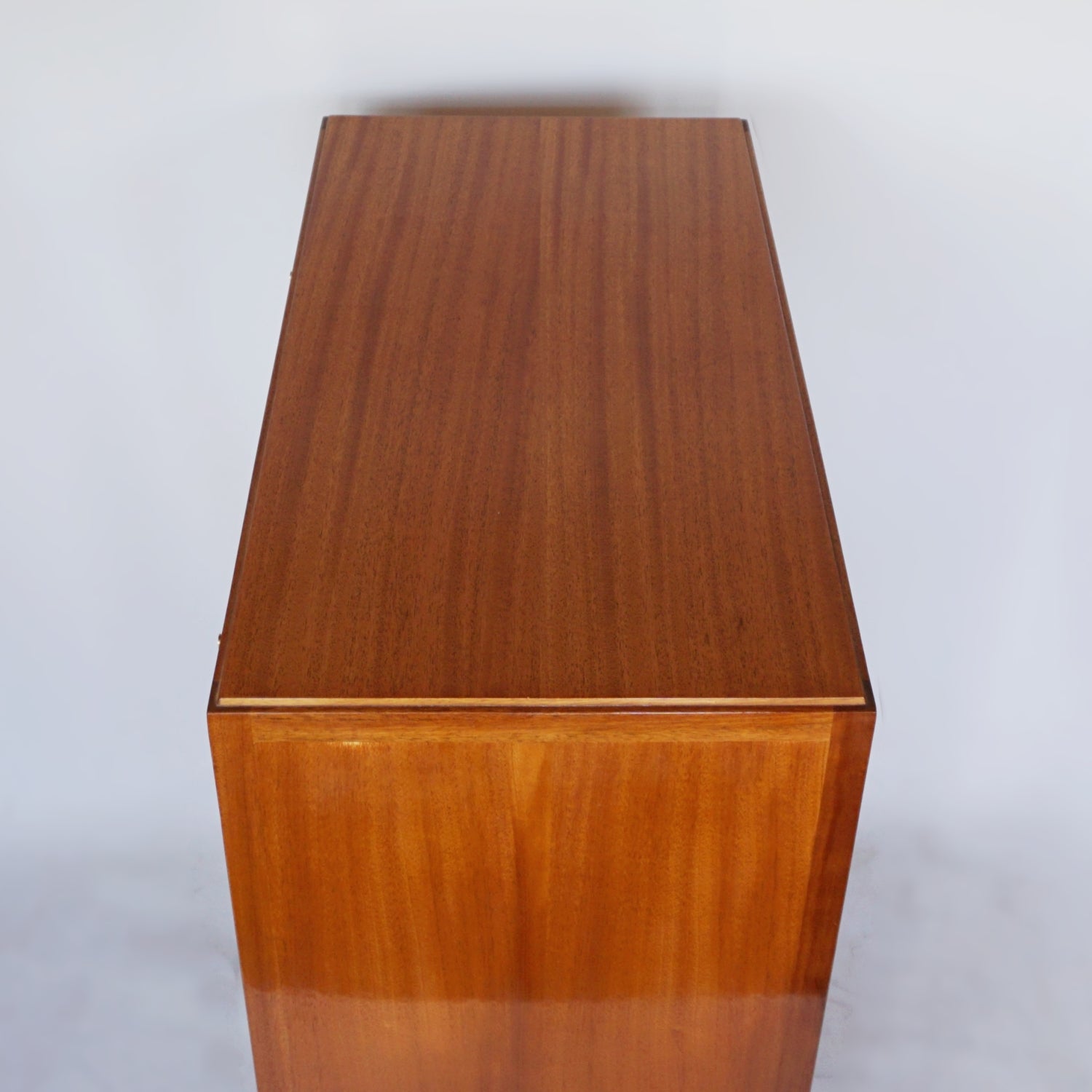 Loughborough Furniture for Heal's of London Mid-Century Best of Drawers Jeroen Markies Art Deco