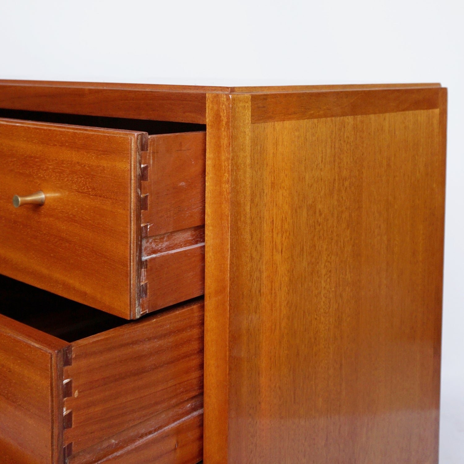 Low Three Drawer Mid-Century Modern Chest of Drawers Heal's of London Jeroen Markies Art Deco - Vintage 20th Century Furniture