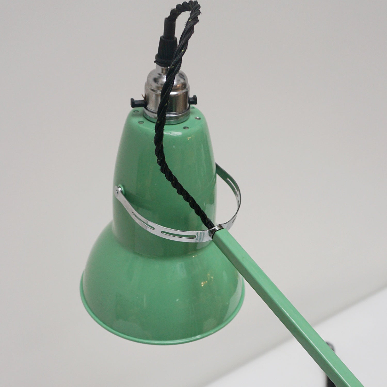 Herbert Terry & Sons Anglepoise Desk Lamp Circa 1950 - Repainted Green - Jeroen Markies Art Deco