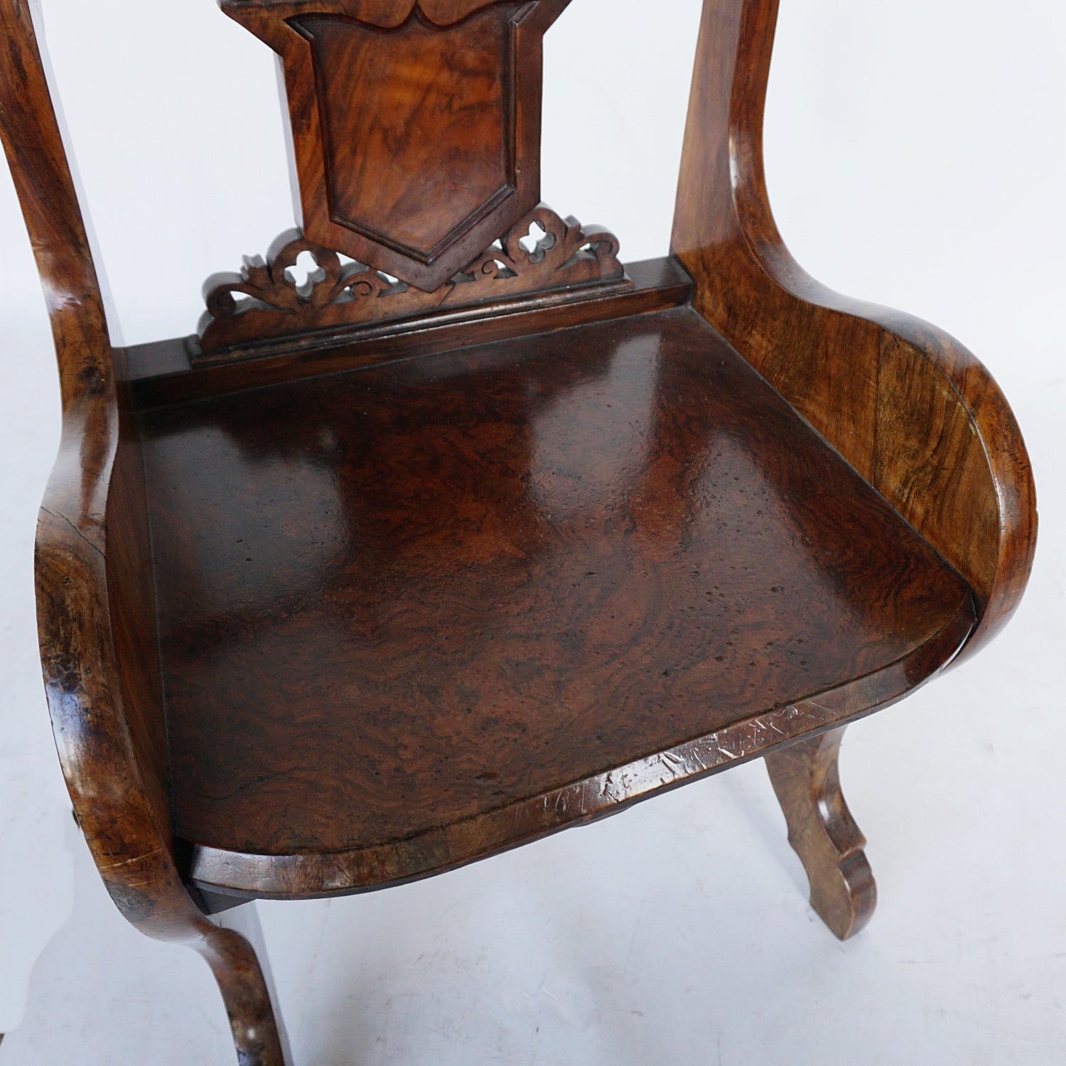 Late 19th Century Victorian Hall Chair Walnut Circa 1890 - Jeroen Markies Art Deco
