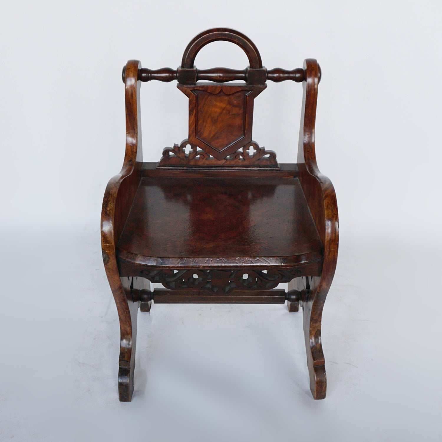 Late 19th Century Victorian Hall Chair Walnut Circa 1890 - Jeroen Markies Art Deco