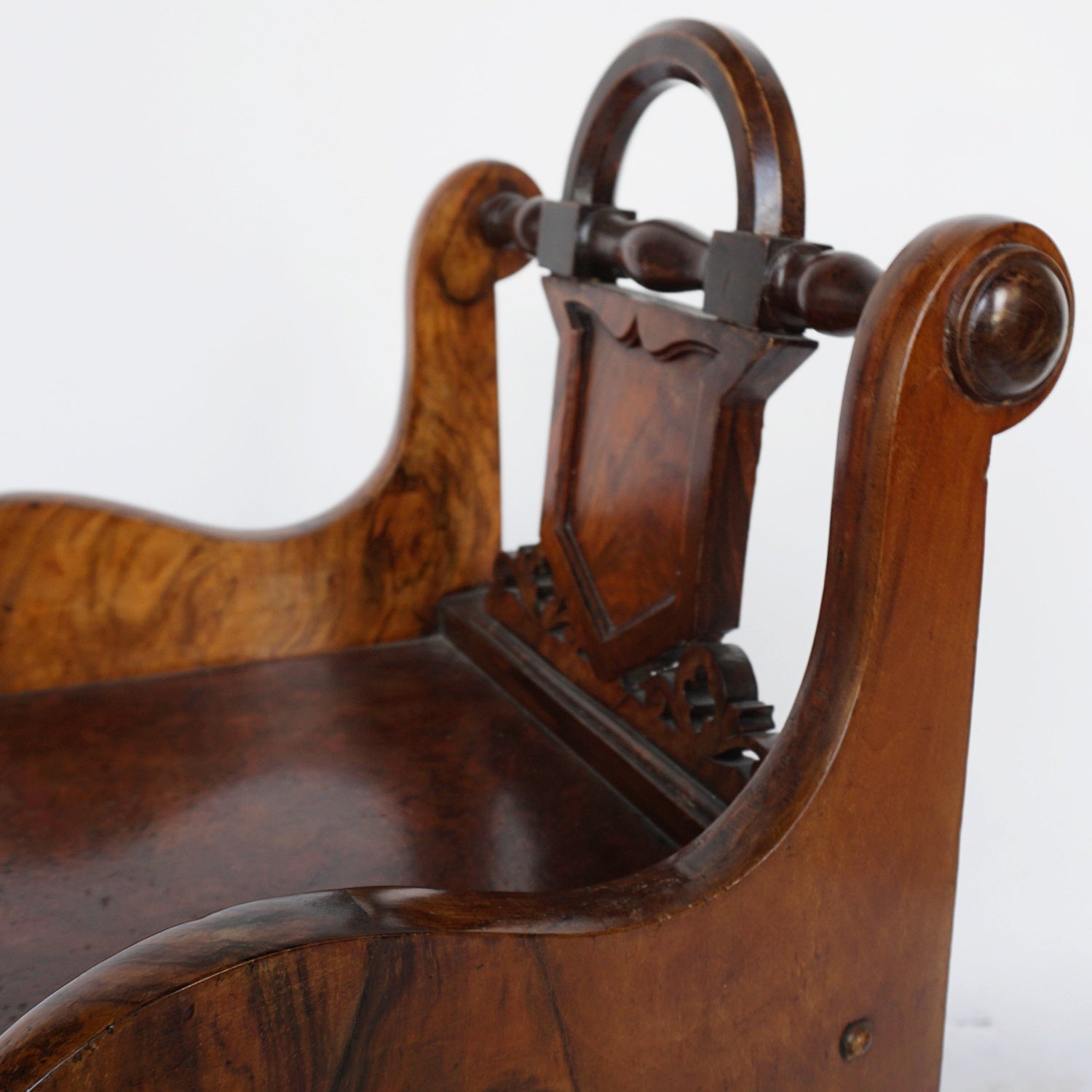 Late 19th Century Victorian Hall Chair Walnut Circa 1890 - Jeroen Markies Art Deco