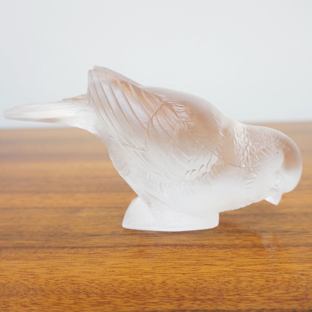 Moineau Timide Glass Paperweight by Rene Lalique - Jeroen Markies Art Deco