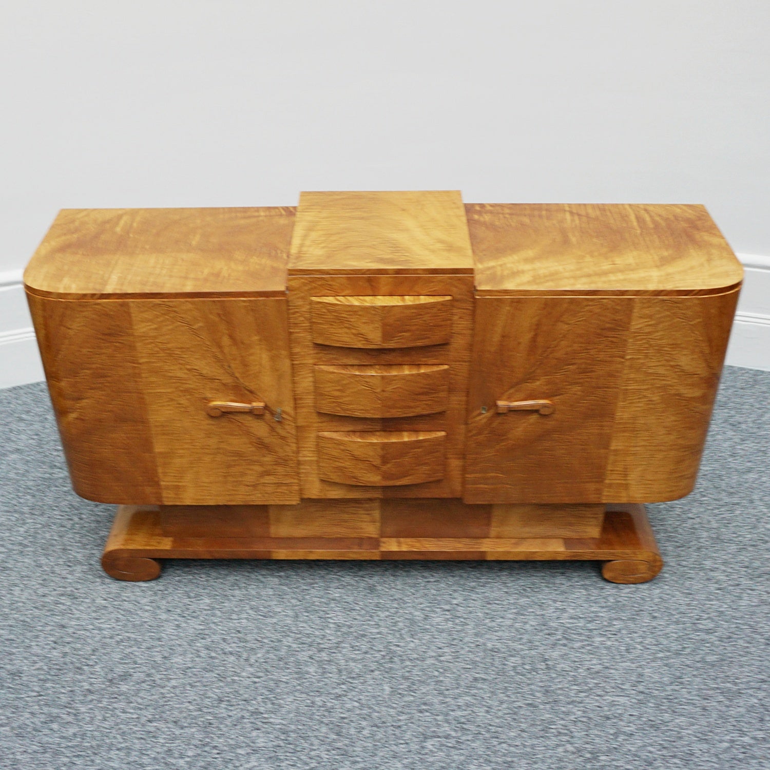 Vintage Original Art Deco Sideboard by Hille - Jeroen Markies Art Deco