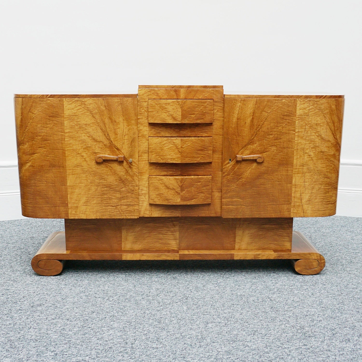 Vintage Original Art Deco Sideboard by Hille - Jeroen Markies Art Deco