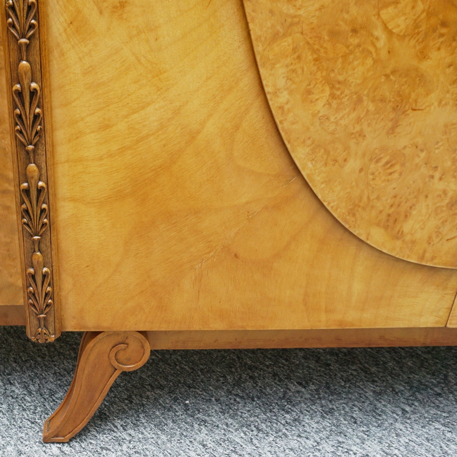 Original Art Deco Burr Walnut Sideboard by S.Hille & Co Ltd Original 1930's Art Deco - Jeroen Markies Art Deco