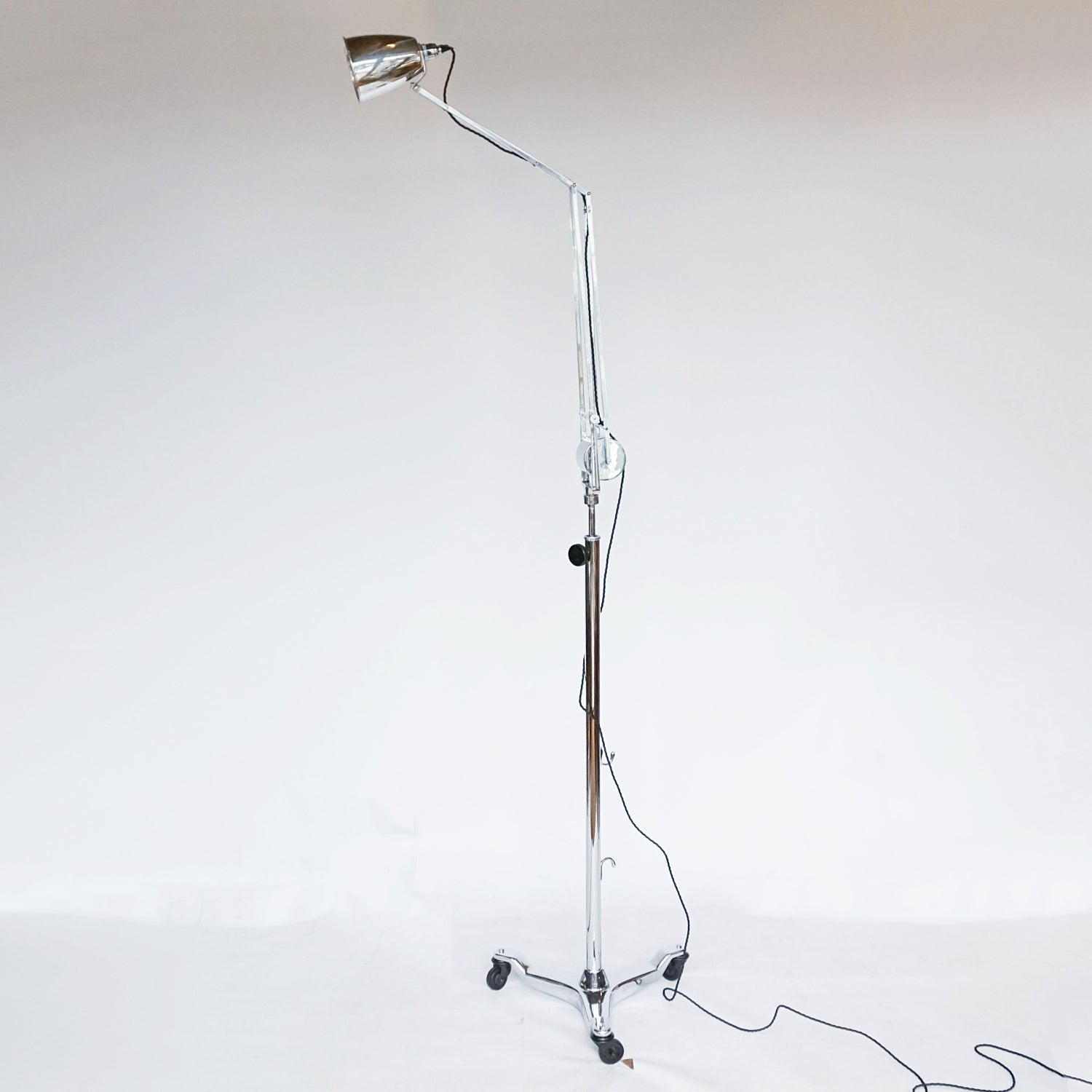 Hadrill & Horstmann Roller Trolley Lamp English Circa 1950 - Jeroen Markies Art Deco