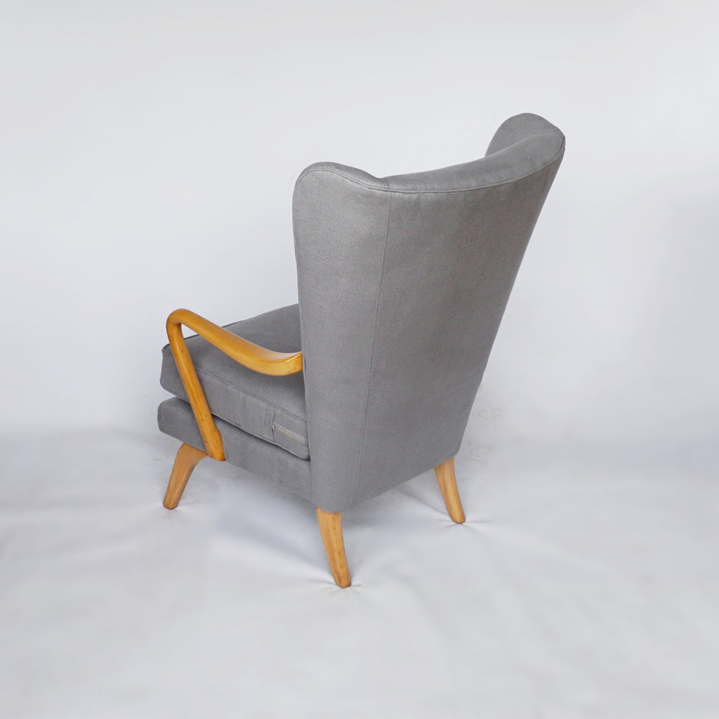 Pair of Mid-Century Modern Bambino Armchairs by Howard Keith Jeroen Markies Art Deco